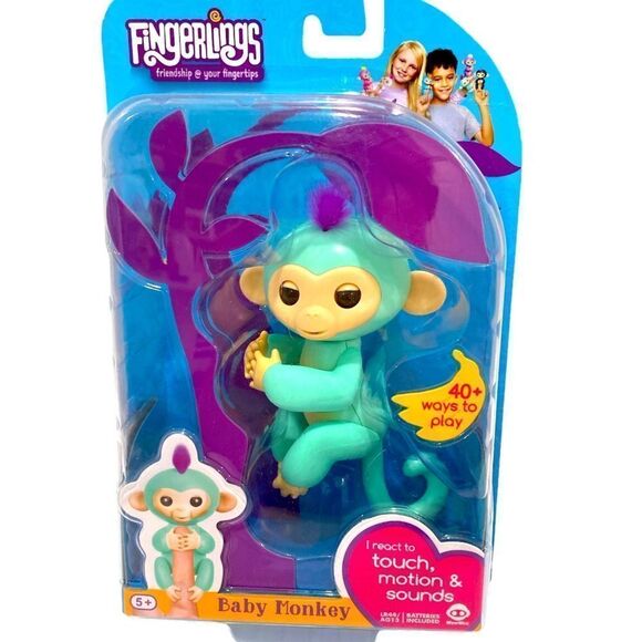 WowWee Fingerlings Interactive Pet Baby Monkey Zoe With Bonus Stand Green NWT - Picture 8 of 8